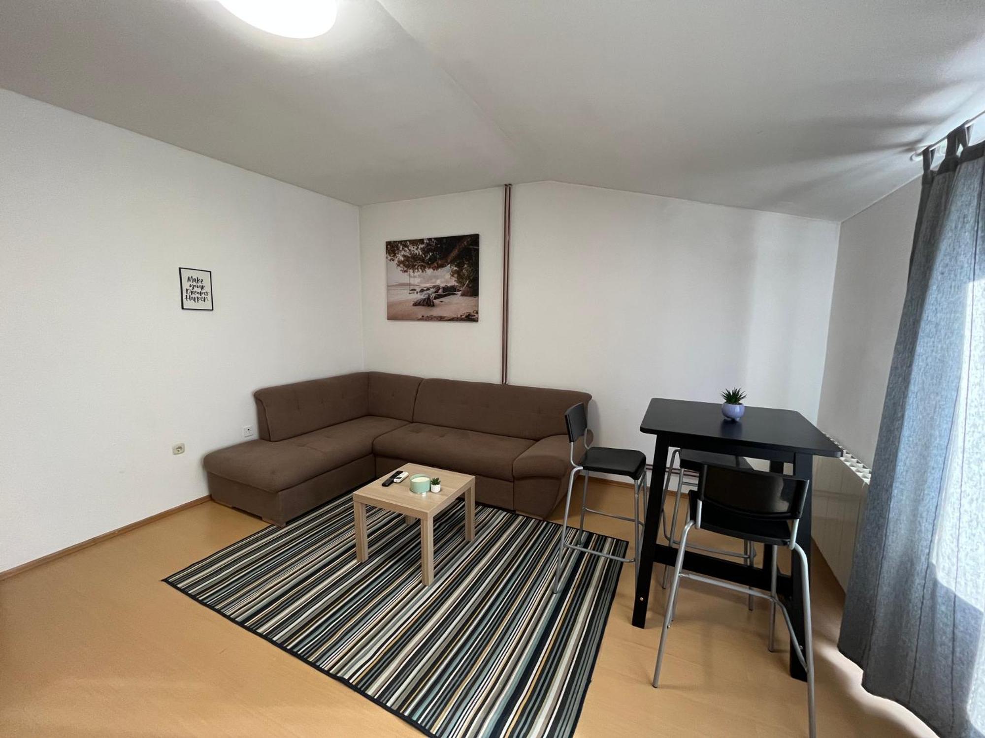 Apartmani Vacanza Загреб Екстер'єр фото