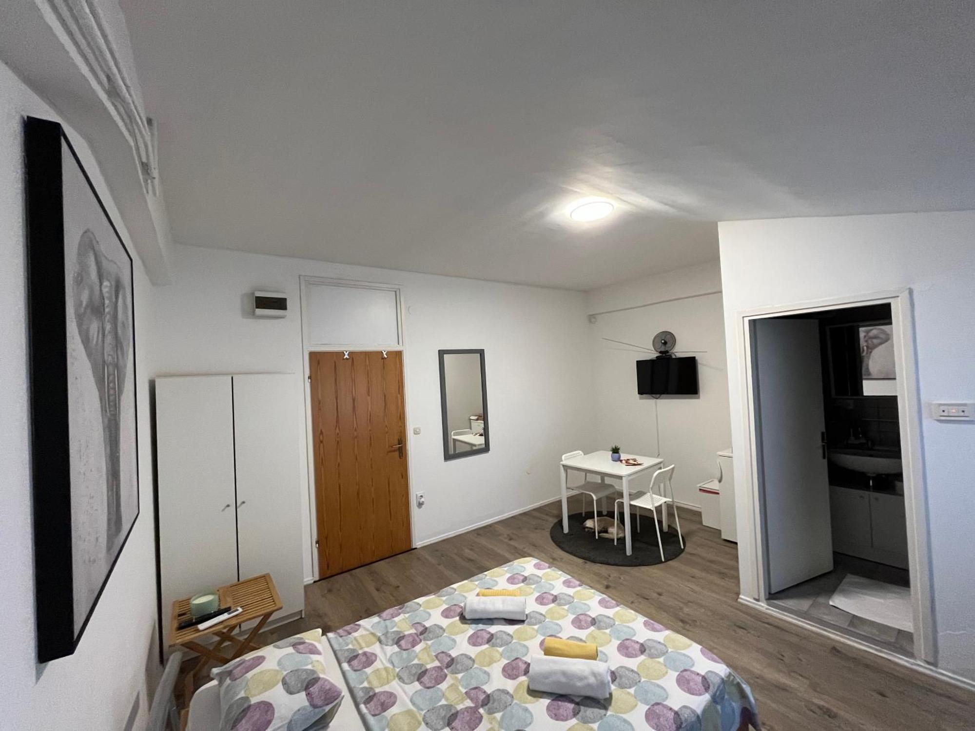 Apartmani Vacanza Загреб Екстер'єр фото