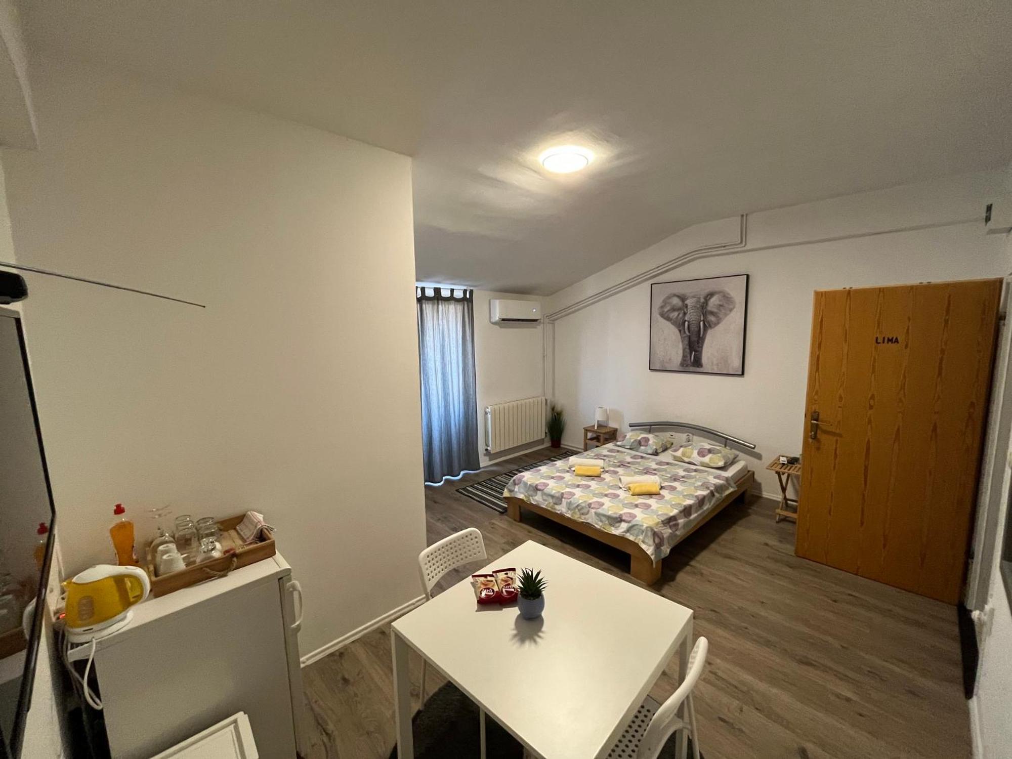 Apartmani Vacanza Загреб Екстер'єр фото