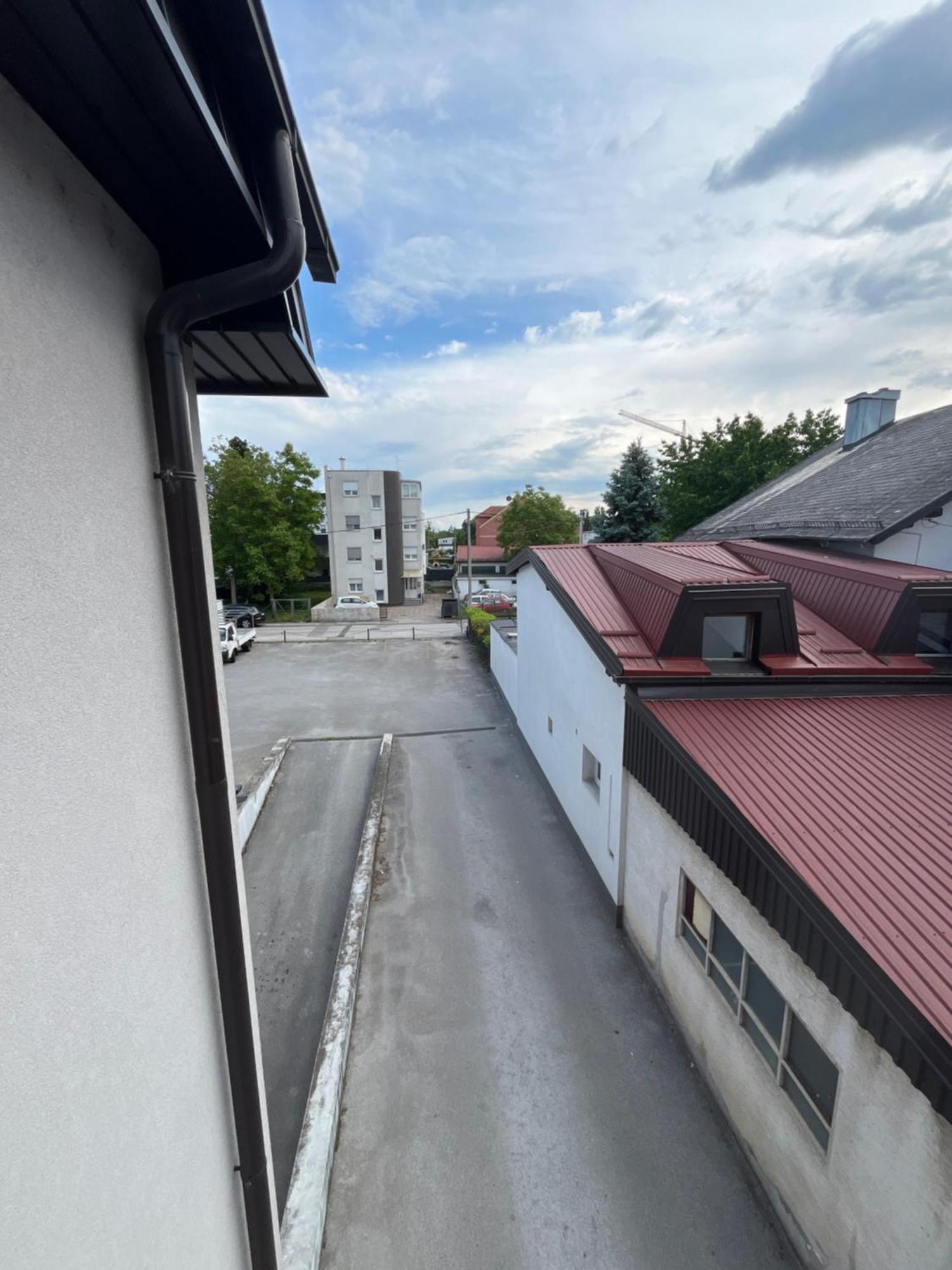 Apartmani Vacanza Загреб Екстер'єр фото