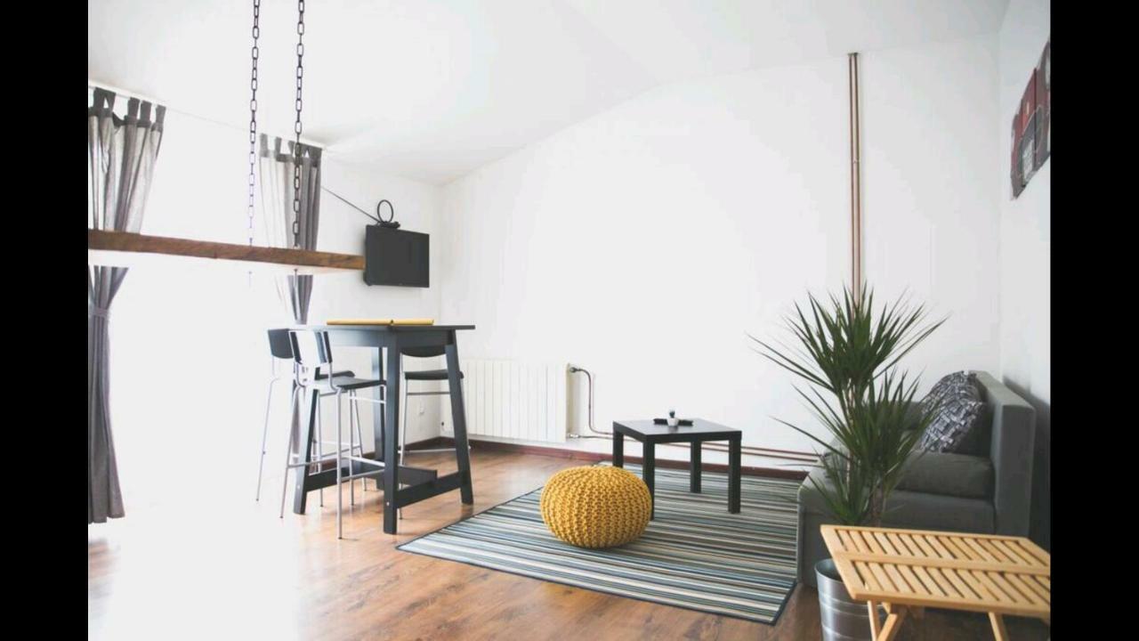 Apartmani Vacanza Загреб Екстер'єр фото